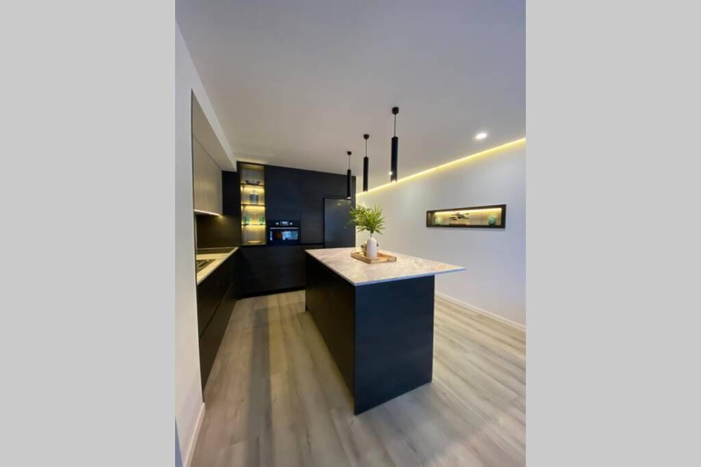 Precioso Apartamento A Estrenar En Centro De Nerja Exterior foto